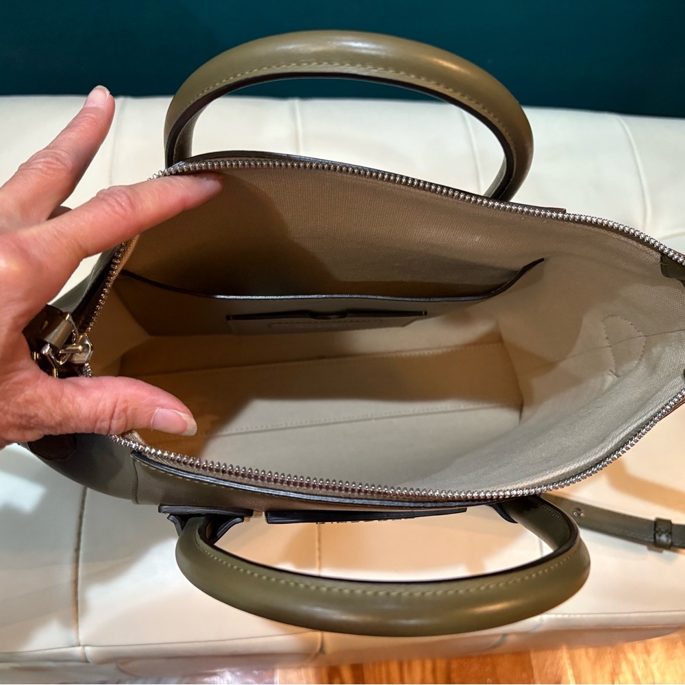 Givenchy Antigona Army Green RARE professionally modified - Picture 8 of 12